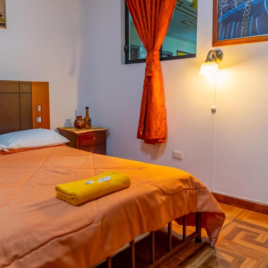 Mashy'S Hostal Otavalo Buitenkant foto