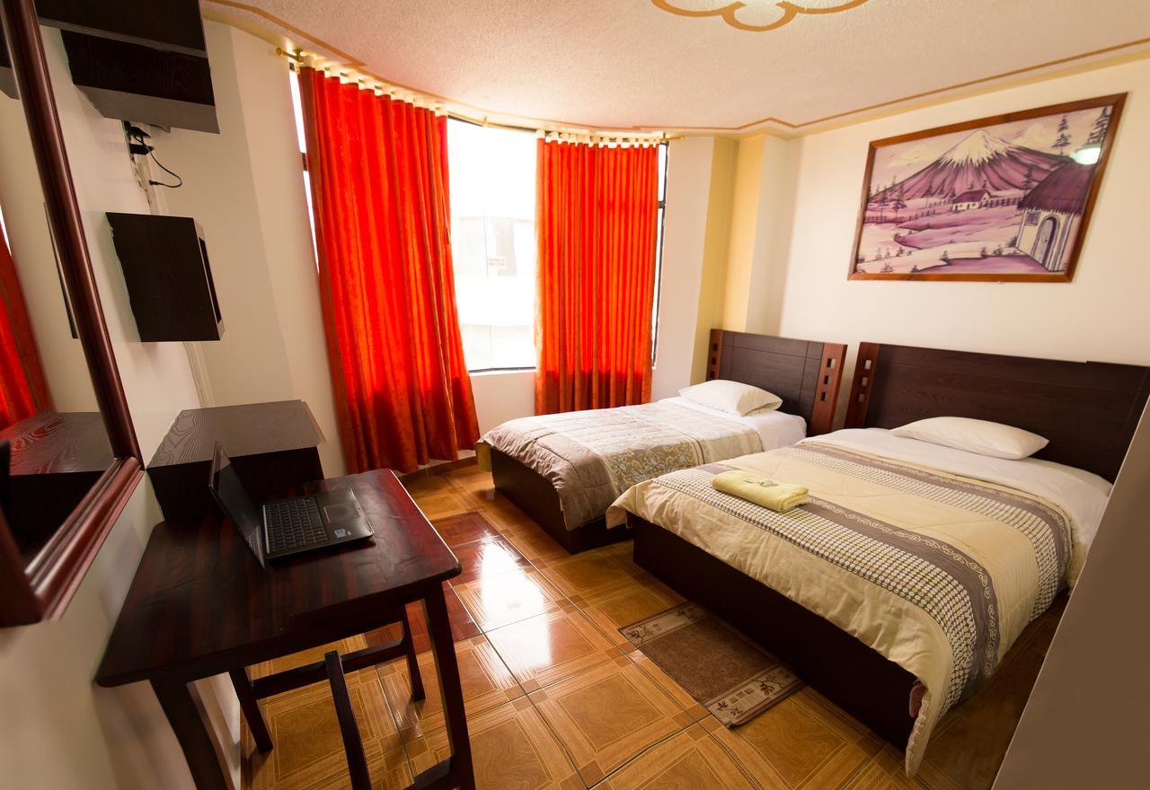 Mashy'S Hostal Otavalo Buitenkant foto
